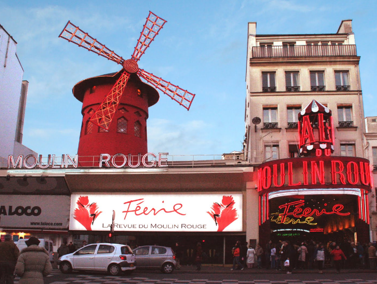 Moulin Rouge || Paris, France